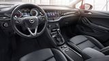 Auch im Sports Tourer: das typische Astra-Cockpit