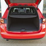 Der Abdeck-Rollo passt in das Geheimfach unter dem Boden