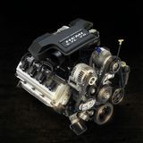 Beim modernen Dodge Ram Power Wagon kommt ein 5.7-Liter-Hemi-V-8-Motor zum Einsatz