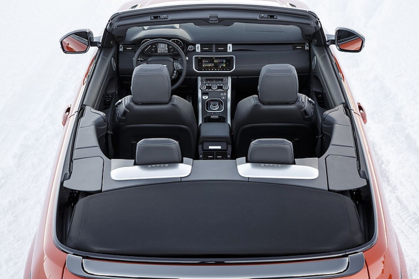 Im Range Rover Evoque Cabrio sollen vier Personen Platz finden
