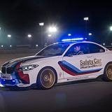 Im BMW M2 Safety Car Moto GP 2016 unterwegs auf dem 5,4 Kilometer langen Wüstenkurs