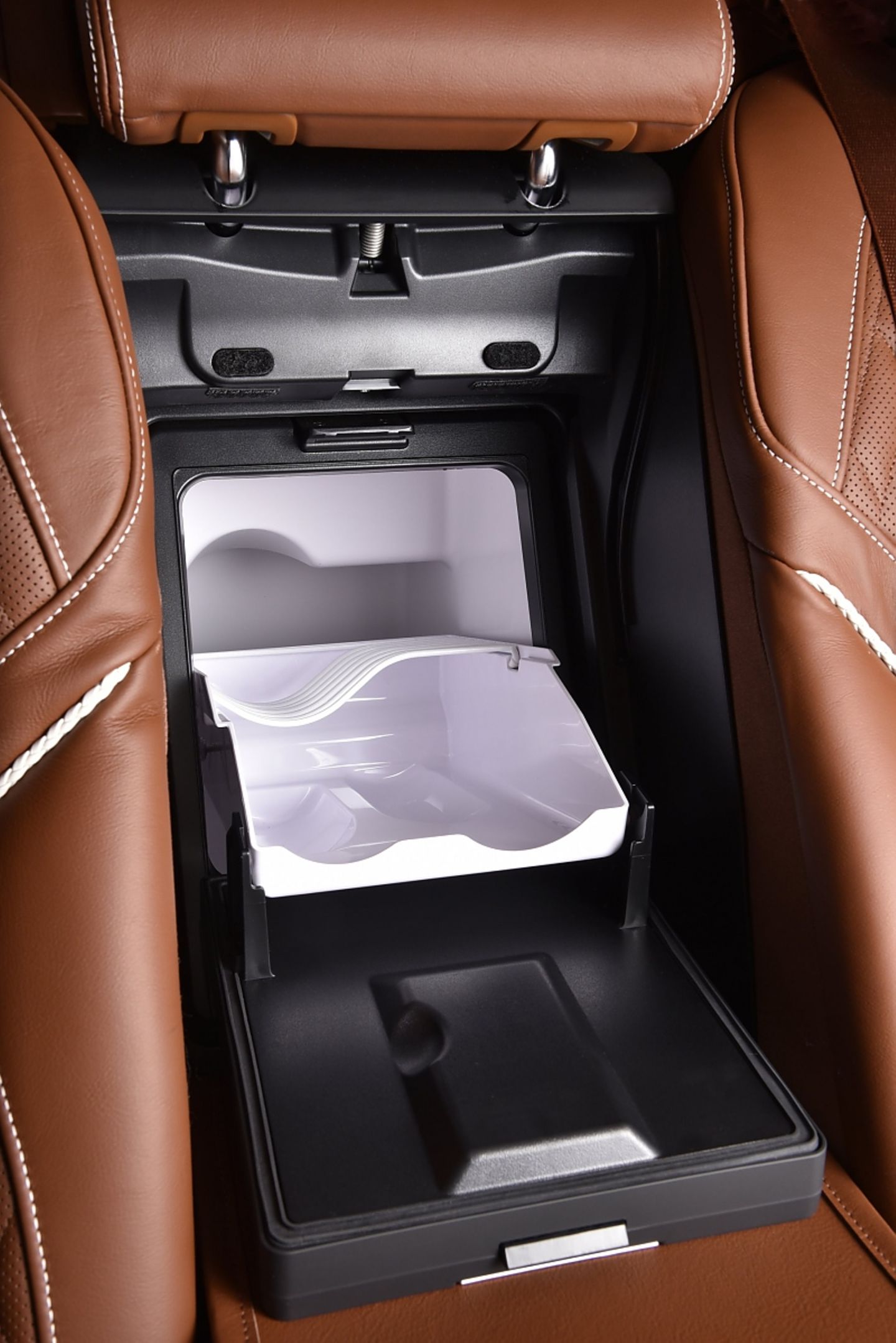 BMW 750 Li Solitaire