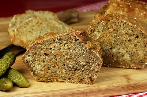 Einfache Küche: Brot backen mit Bier: Dieses 5-Minuten-Bierbrot schmeckt großartig