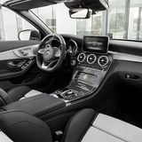 Der Innenraum des Mercedes AMG C 63 Cabrio