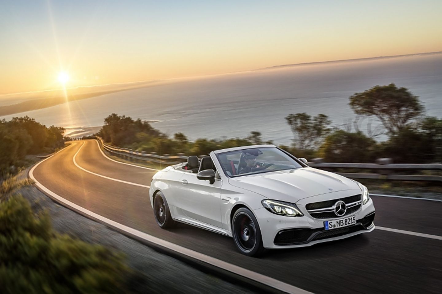 Mercedes AMG C 63 Cabrio - perfekt für die Küstentour