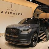 Das Lincoln Navigator Concept ist ein riesiges Auto