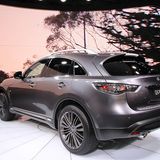 Das Heck beim QX 70 bleibt typisch Infiniti