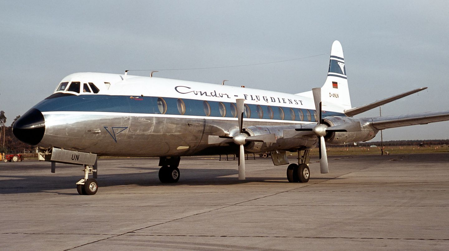 Ab 1961 kam die Vickers V814 Viscount zum Einsatz, die 64 Passagiere transportieren konnte und auch zu Zielen auf den Kanarischen Inseln flog