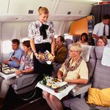 1991 führte Condor als erste Ferienfluggesellschaft eine Business Class ein, die sie damals Comfort Class nannte. Dort gab es bessere Sitze und eine größere Speisen- und Getränkeauswahl.
