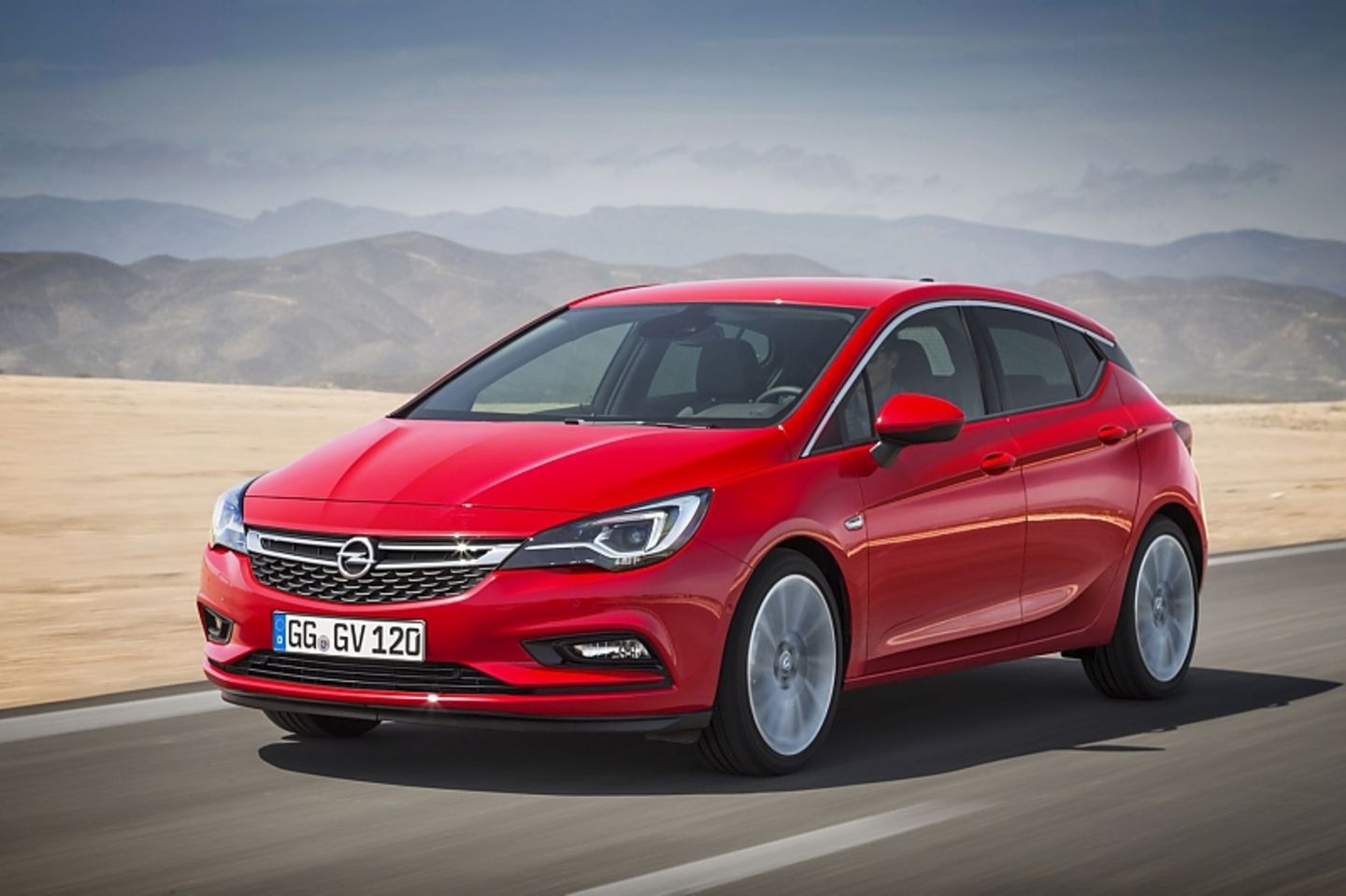 Der Opel Astra 1.6 CDTI 81 kW Innovation kostet ab 25.460 Euro.