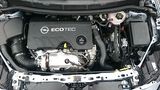 Der 1,6 Liter große Vierzylinder-Dieselmotor des Opel Astra.