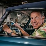 Autosammler Aaron Weiss ist nicht erst seit 1998 autoverrückt