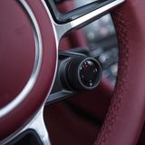 Porsche 718 Boxster - die Fahrmodi lassen sich am Lenkrad einstellen