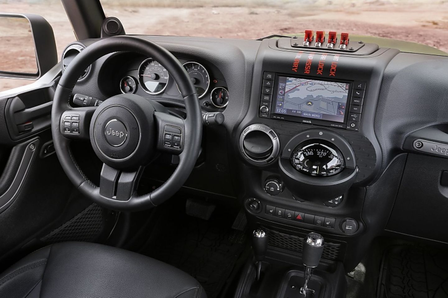 Das Cockpit hat Serien-Elemente