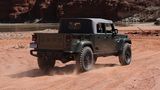 Der Jeep Crew Chief 715 Concept rollt auf mächtigen Walzen