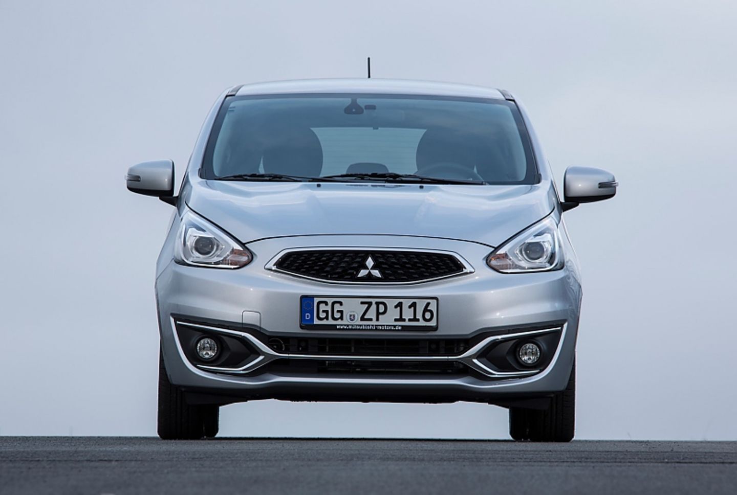 Mitsubishi Space Star Klein Und Oho Stern De