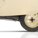 Die Hinterräder werden vom Elektromotor angetrieben.