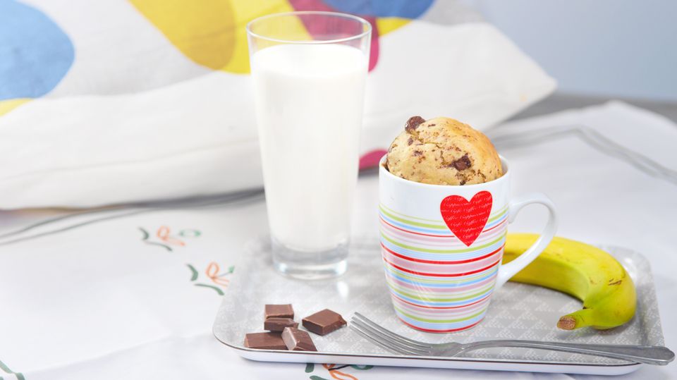 Dessertklassiker: Schoko-Bananen-Kuchen aus der Tasse