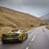 11,7 Liter soll er auf 100 Kilometern verbrauchen.