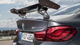 Der Heckflügel des BMW M4 GTS.