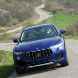 Die Lenkung erreicht nicht ganz das Niveau des Fahrwerks