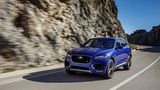 Blau ist eine von vier Farben des Jaguar F Pace 3.0 S First Edition