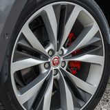 Riesige 22-Zoll-Walzen sorgen für Traktion