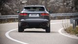 Der Jaguar F Pace 3.0 S nimmt Kurven behände