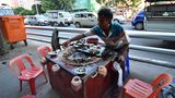Garküche am Straßenrand in Yangon