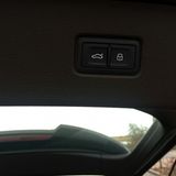 Audi Q7 3.0 TDI Quattro - immerhin ist die elektrische Heckklappe serienmäßig