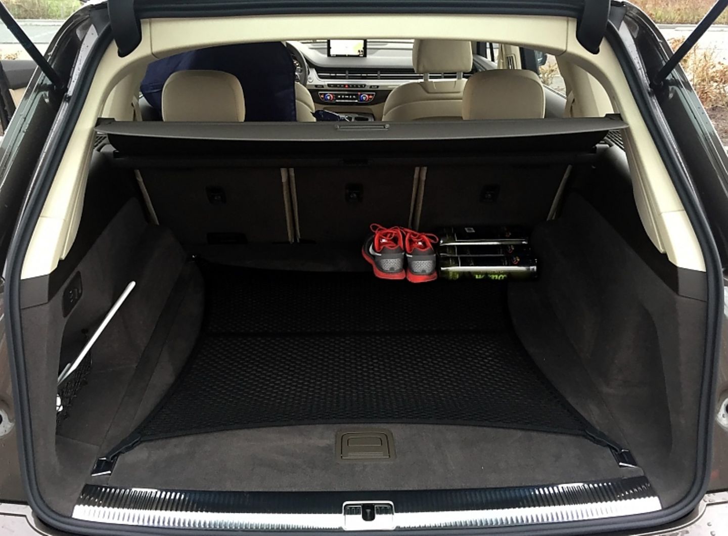 Audi Q7 3.0 TDI Quattro - hier stehen 890 Liter zur Verfügung
