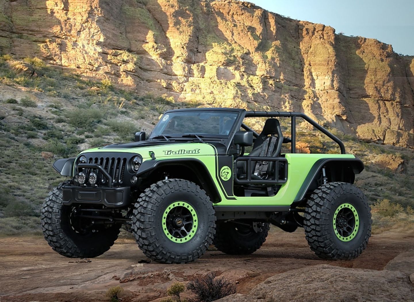 Der Jeep Trailcat Concept rollt auf 39-Zoll-Walzen