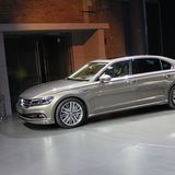VW Phideon