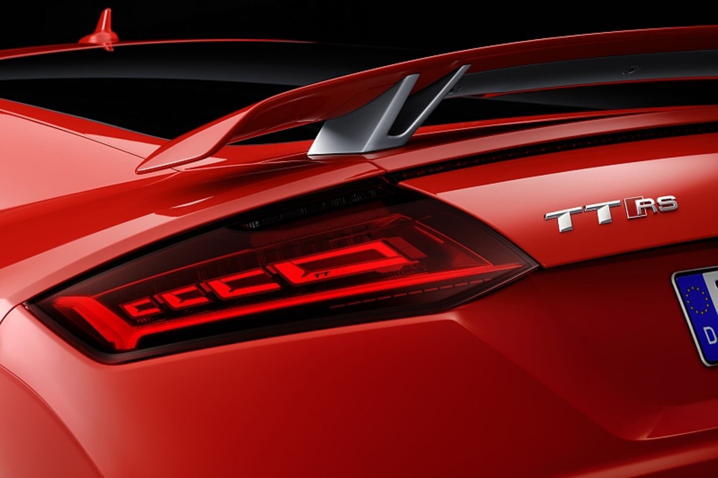 Audi TT RS Rückleuchten in OLED-Technik