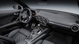 Das Cockpit des Audi TT RS Roadster