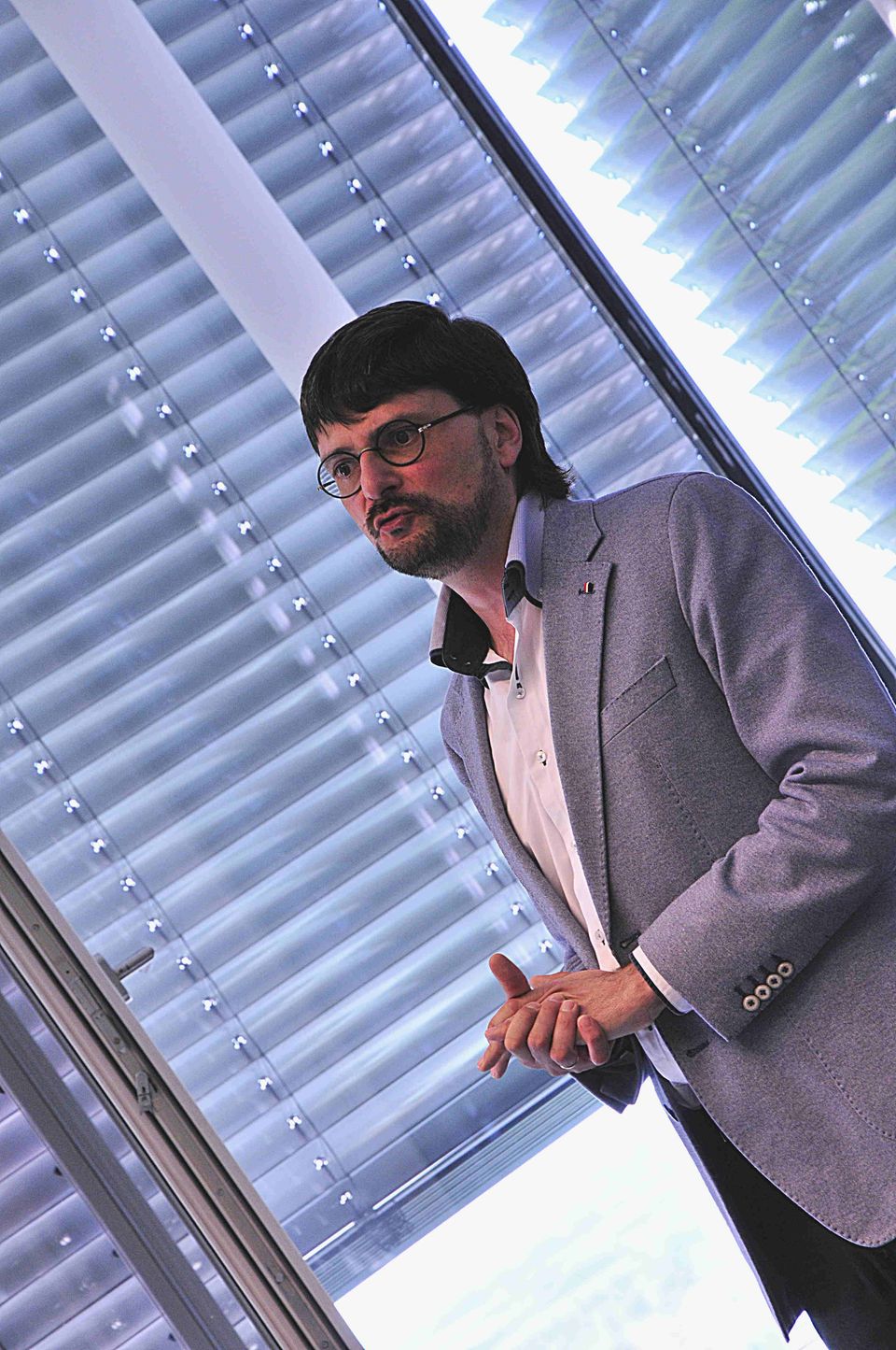 Gutes aus dem Küchengarten: Eric Händeler, hier bei einem Vortrag im Bildungswerk SPES im österreichischen Schlierbach. Foto: AWohofsky 2014 Gutes aus dem Küchengarten: Eric Händeler, hier bei einem Vortrag im Bildungswerk SPES im österreichischen Schlierbach. Foto: AWohofsky 2014