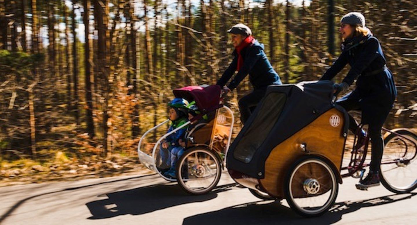 Daddylicious: Kinder mit dem Fahrrad transportieren – wie geht das am besten?