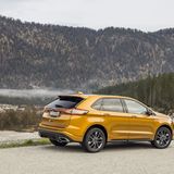 Der Ford Edge wiegt rund zwei Tonnen