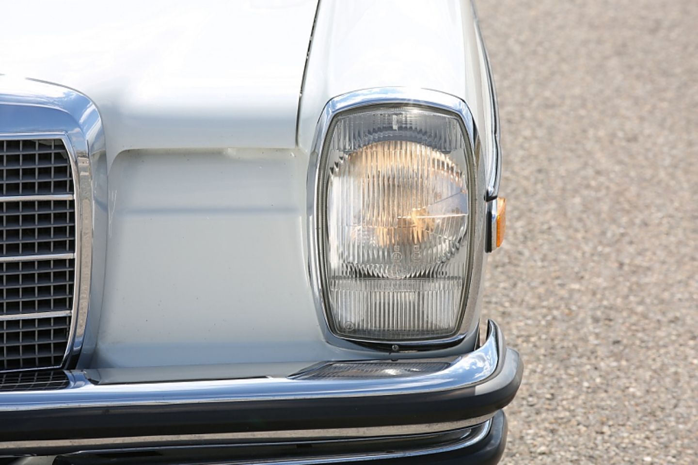 Mercedes 280 E der Baureihe W115 / Strich-Acht