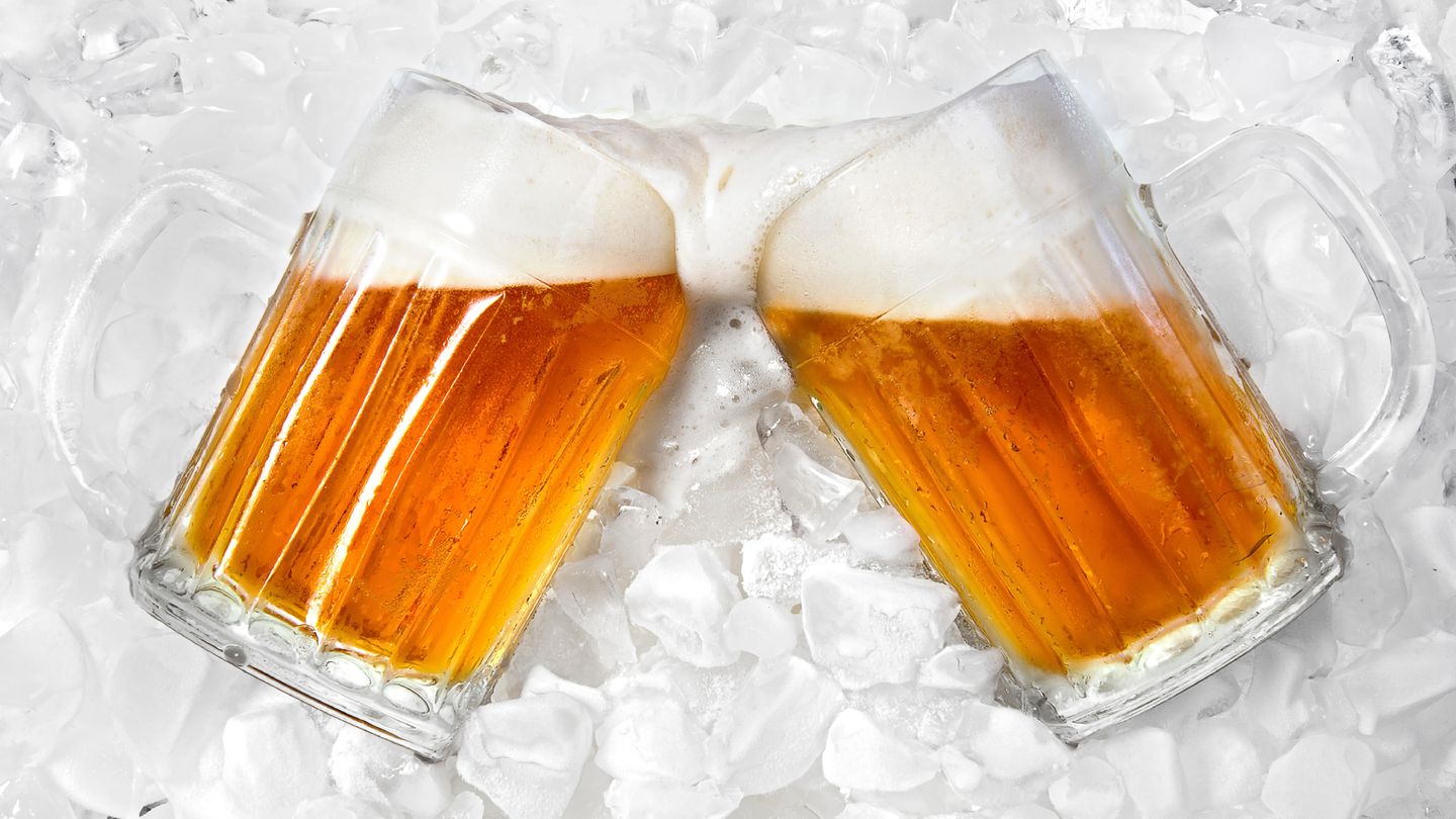 Cooler Trick: So wird Ihr Bier in zwei Minuten kalt