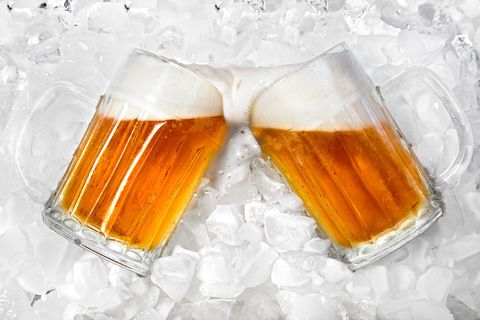 Cooler Trick: So wird Ihr Bier in zwei Minuten kalt