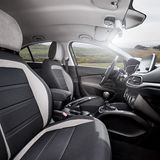 Die Sitze sehen gut aus, bieten aber zu wenig Seitenhalt