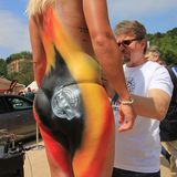 Girls auf dem 35. GTI Treffen am Wörthersee 2016.