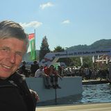 Der Bürgermeister der Gemeinde Maria Wörth, Markus Perdacher, hat gut lachen.