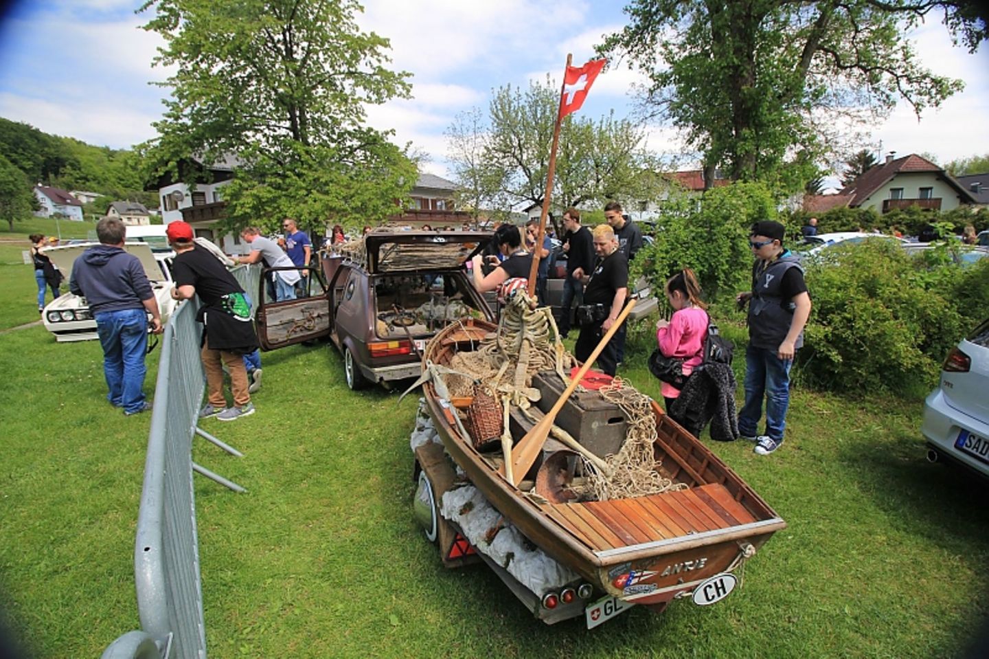 Eine Woche hat der Umbau des Anhängers inklusive Ruderboot in Anspruch genommen.