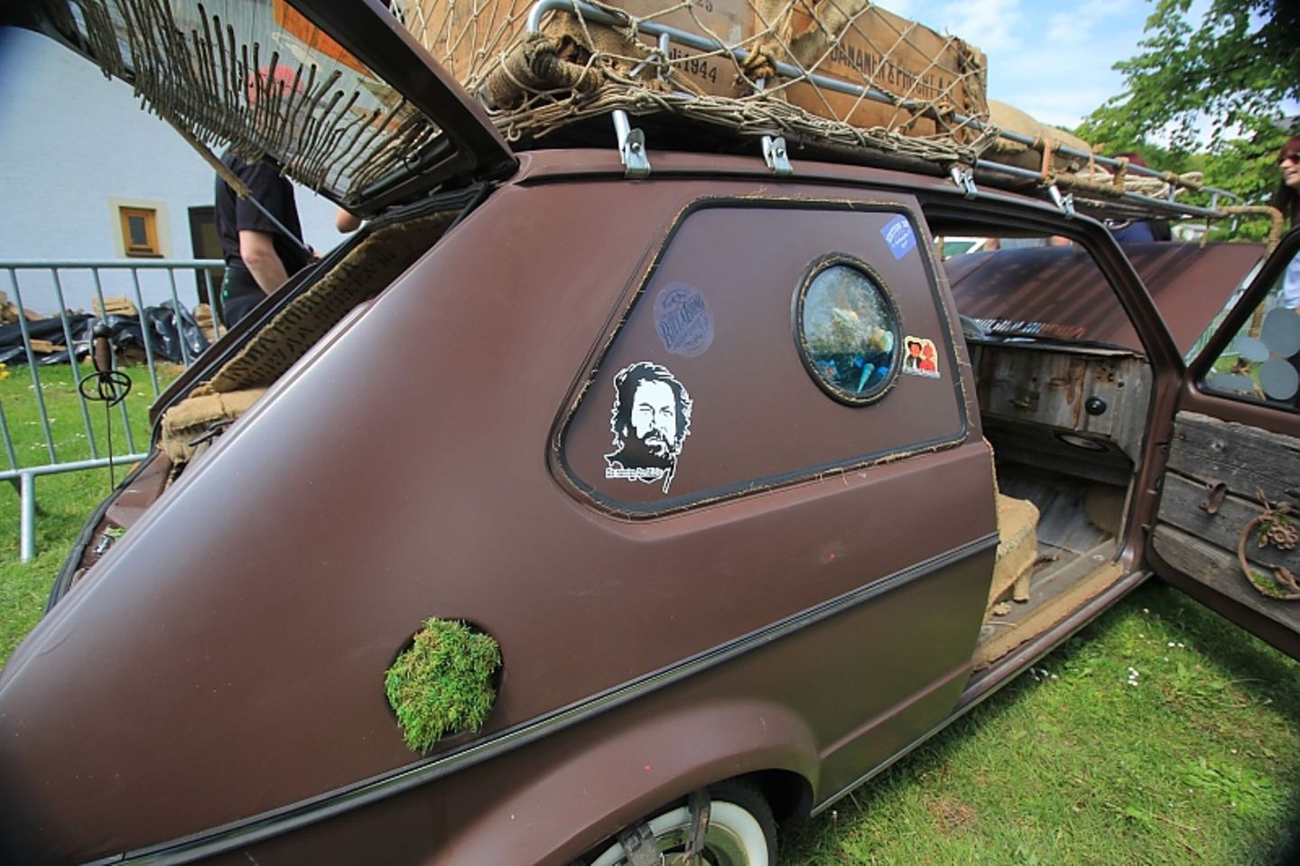 Der 40 Liter-Tank setzt schon Moos an.