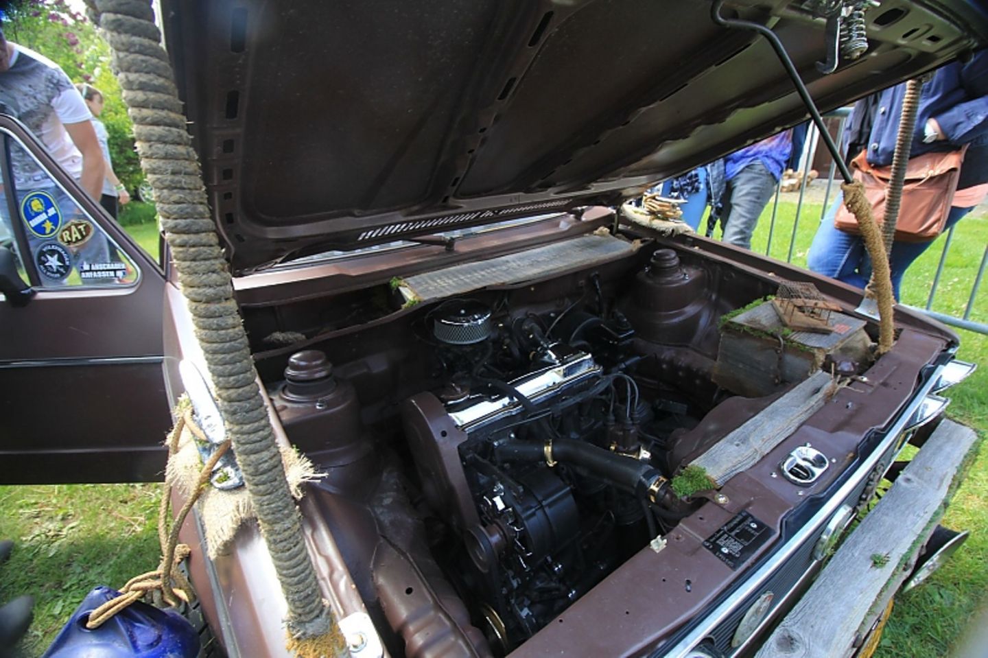 1,5 Liter groß ist der Vierzylinder des 70 PS starken VW Golf 1500 GL aus dem Jahre 1982.