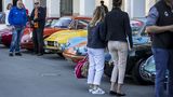 Die automobilen Preziosen werden bestaunt