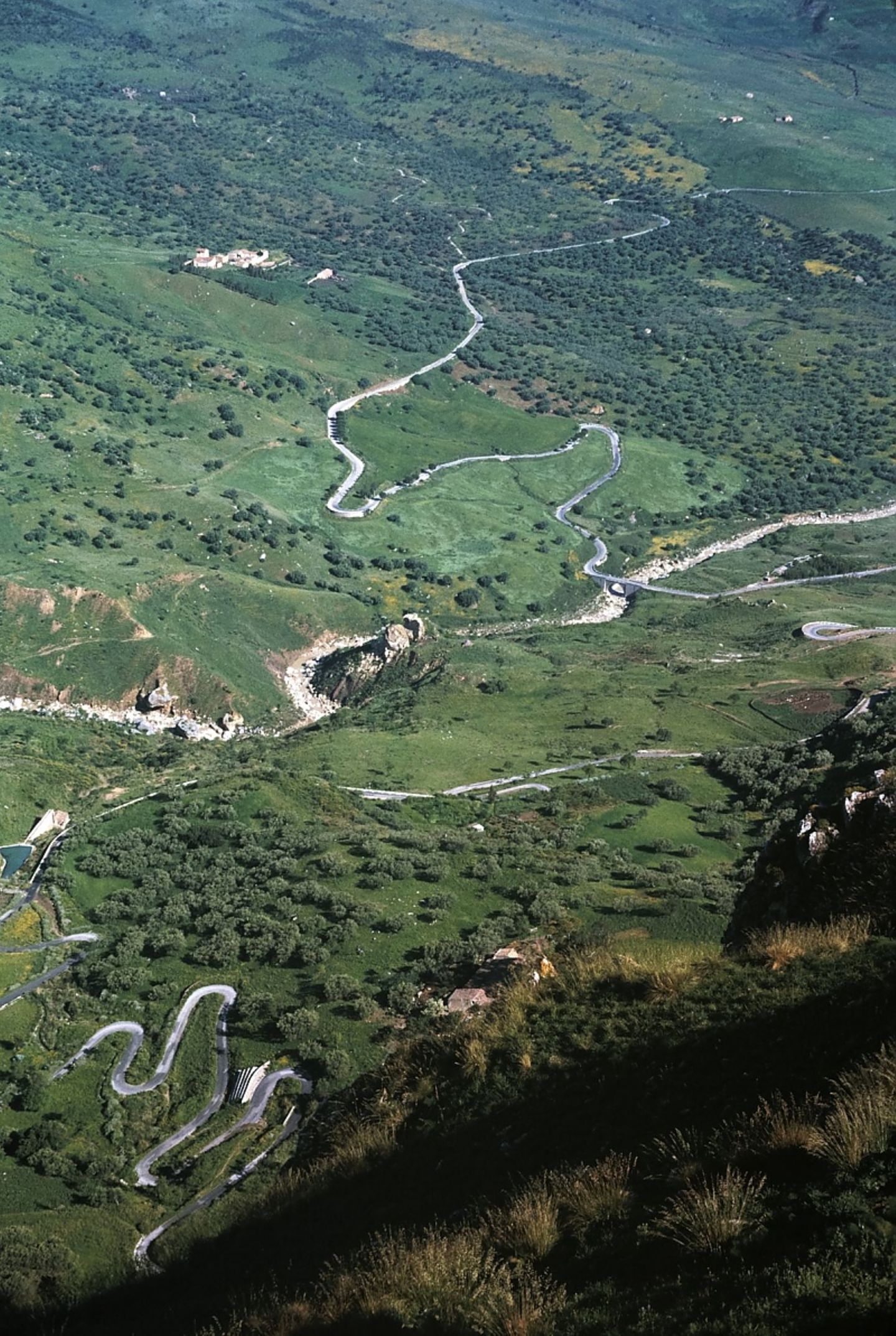 Die "Piccolo Madonie" (kleine Bergrunde): 72 Kilometer, 600 Kurven und elf Runden.