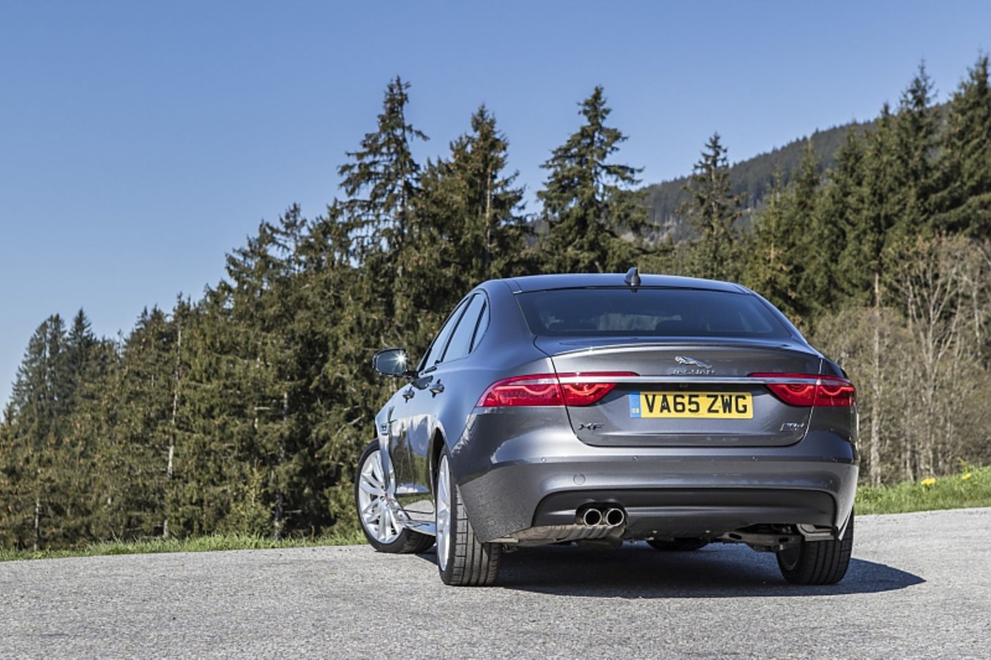 Jaguar XF 2.0d AWD